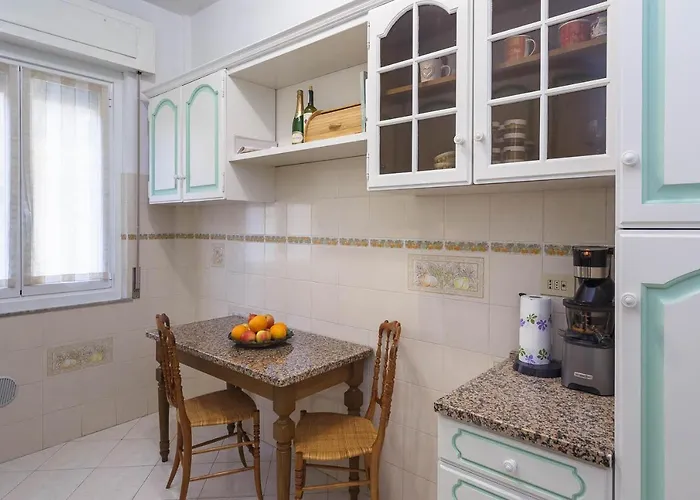 Casa Dany, Luminoso Trilocale Con Grande Terrazza, Box Auto E Ac *